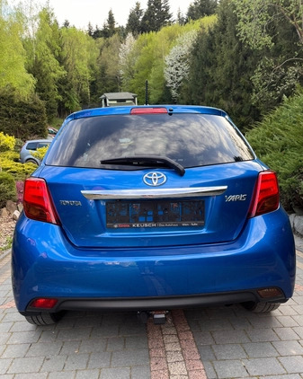 Toyota Yaris cena 39700 przebieg: 153000, rok produkcji 2015 z Dobrzyń nad Wisłą małe 379